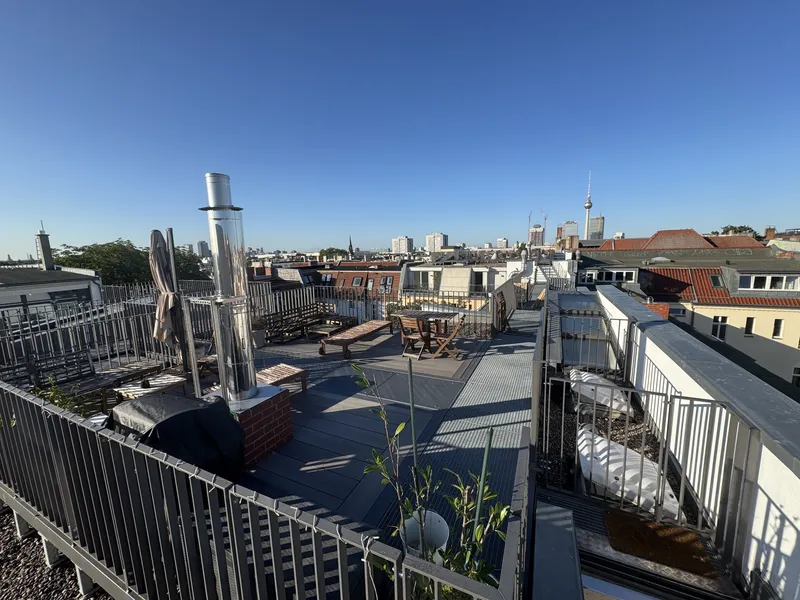 PBerg rooftop apartment - 6 Months — photo 1